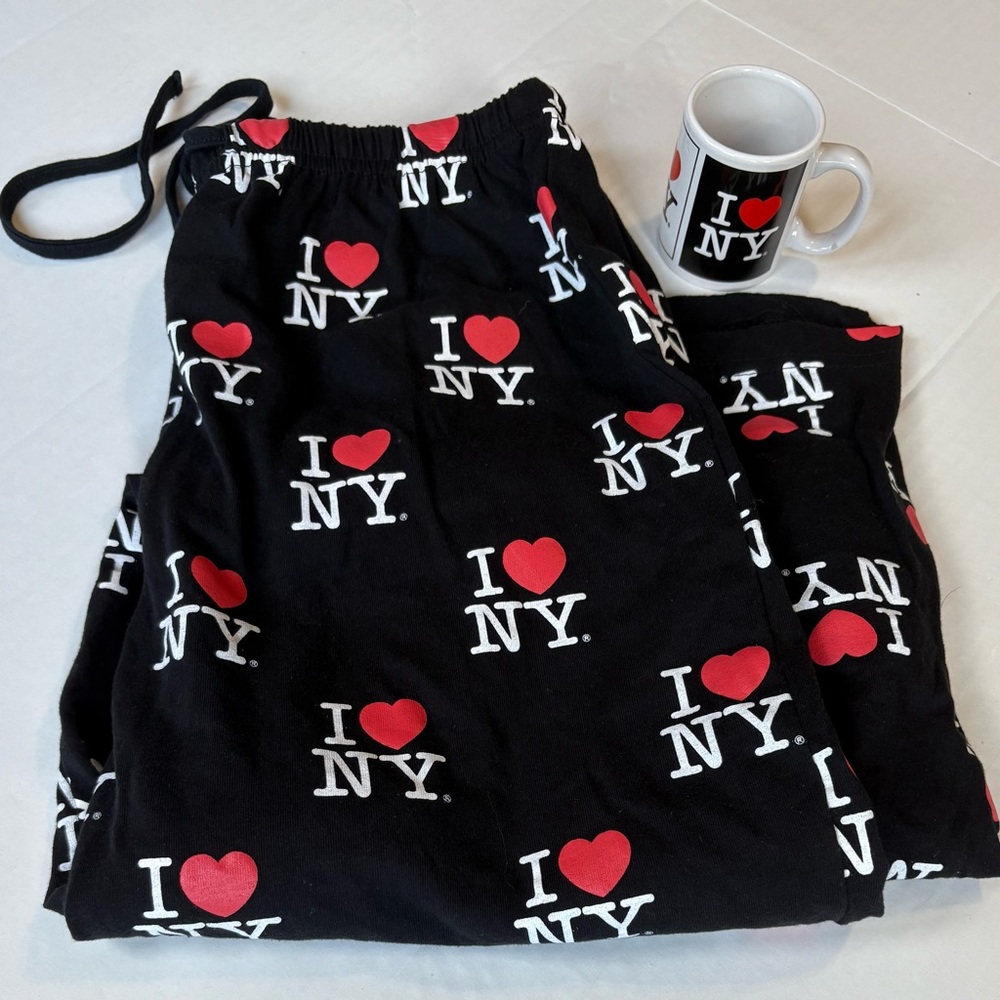 NWOT - I ❤️ NY Pajama Pants - Large - and Mini Mug